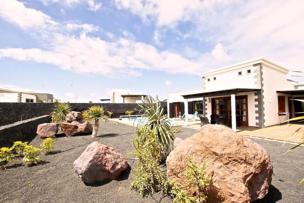Villa Alejandro Playa Blanca  Rom bilde
